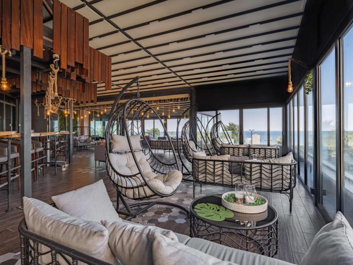 The Venue Jeddah Corniche Hotel Екстериор снимка The 360° Sky Bar