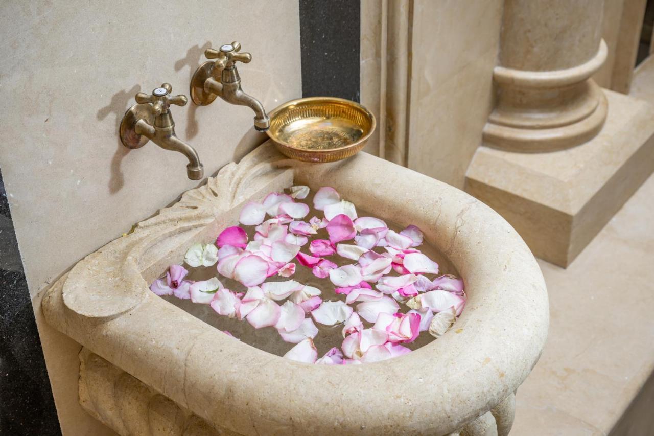 The Venue Jeddah Corniche Hotel Екстериор снимка A hammam in Istanbul
